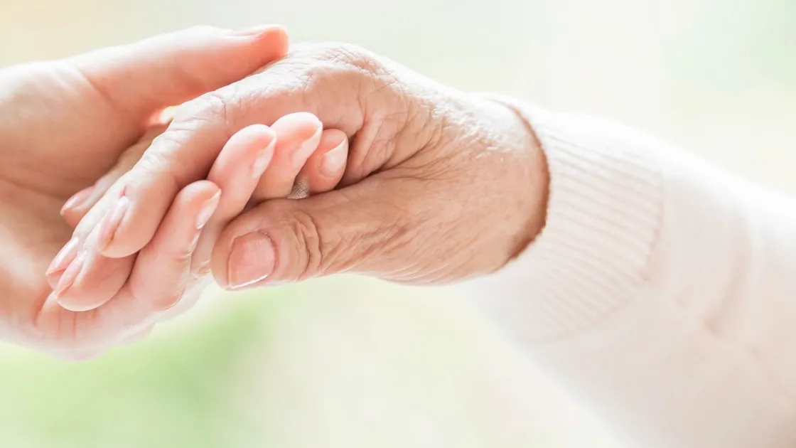 Islanders with caring experience are being asked whether they would like to help out during the pandemic. (27890846)