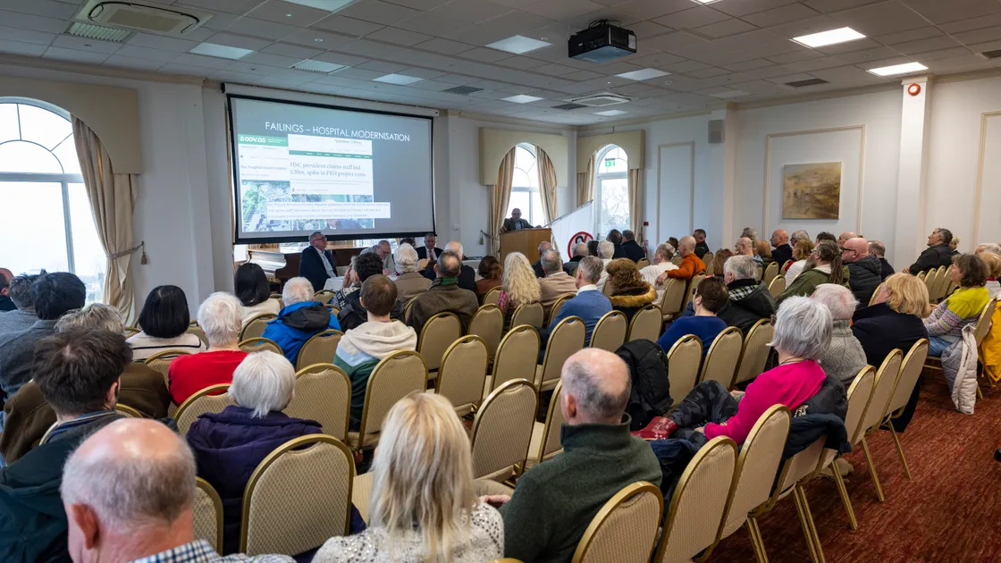 About 70 islanders turned up for Sunday’s presentation hosted by former politician Carl Meerveld