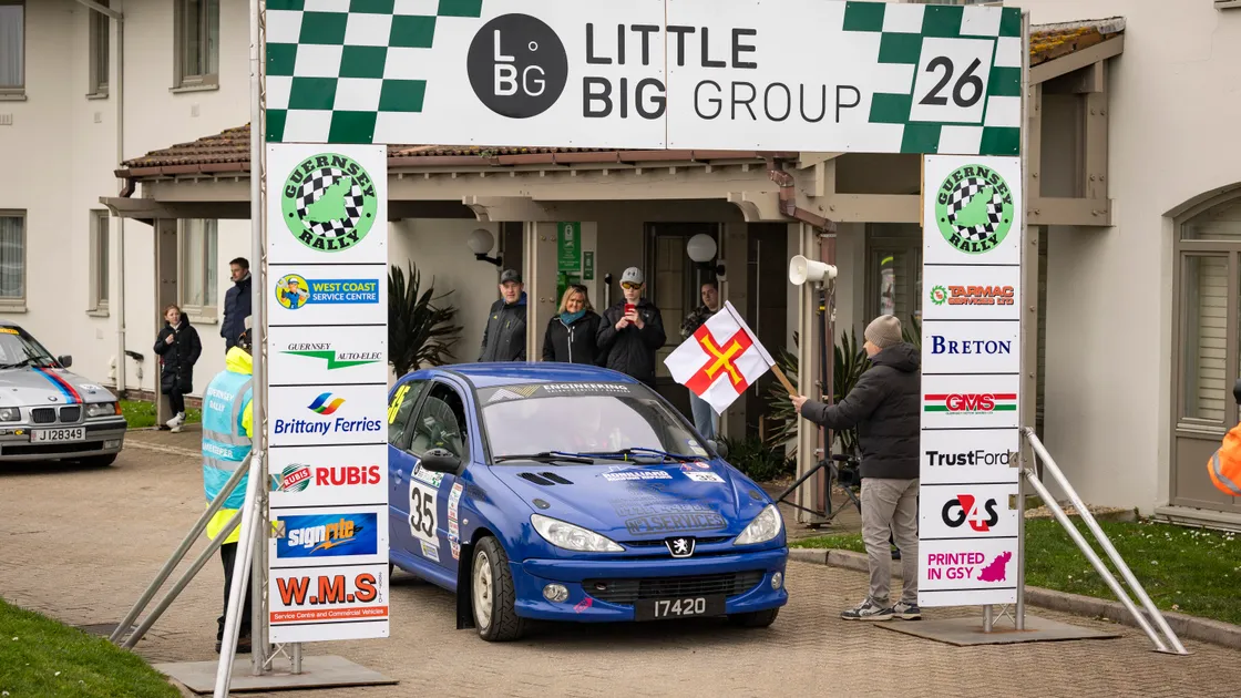 Phil Vedier and Ricky Ogier in the No 35 car are sent on their way by honorary starter Andy Priaulx.