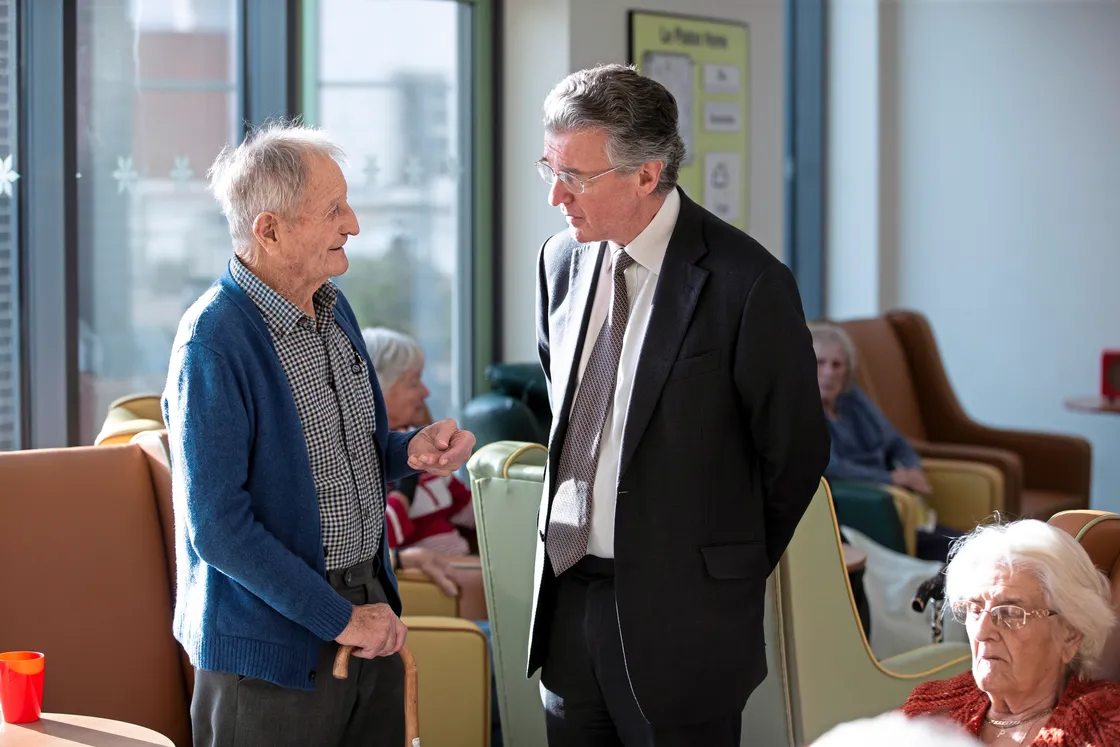 Bailiff Sir Richard McMahon talks to resident Ron Gallienne. (Picture by Peter Frankland, 32822156)