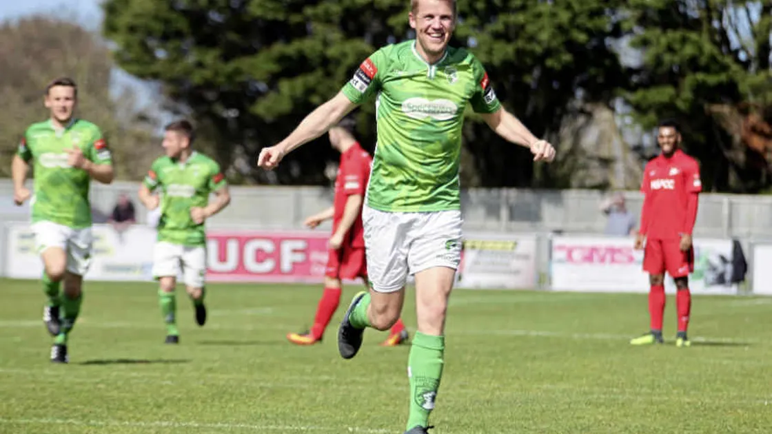 Guernsey FC 2, Carshalton Athletic 2