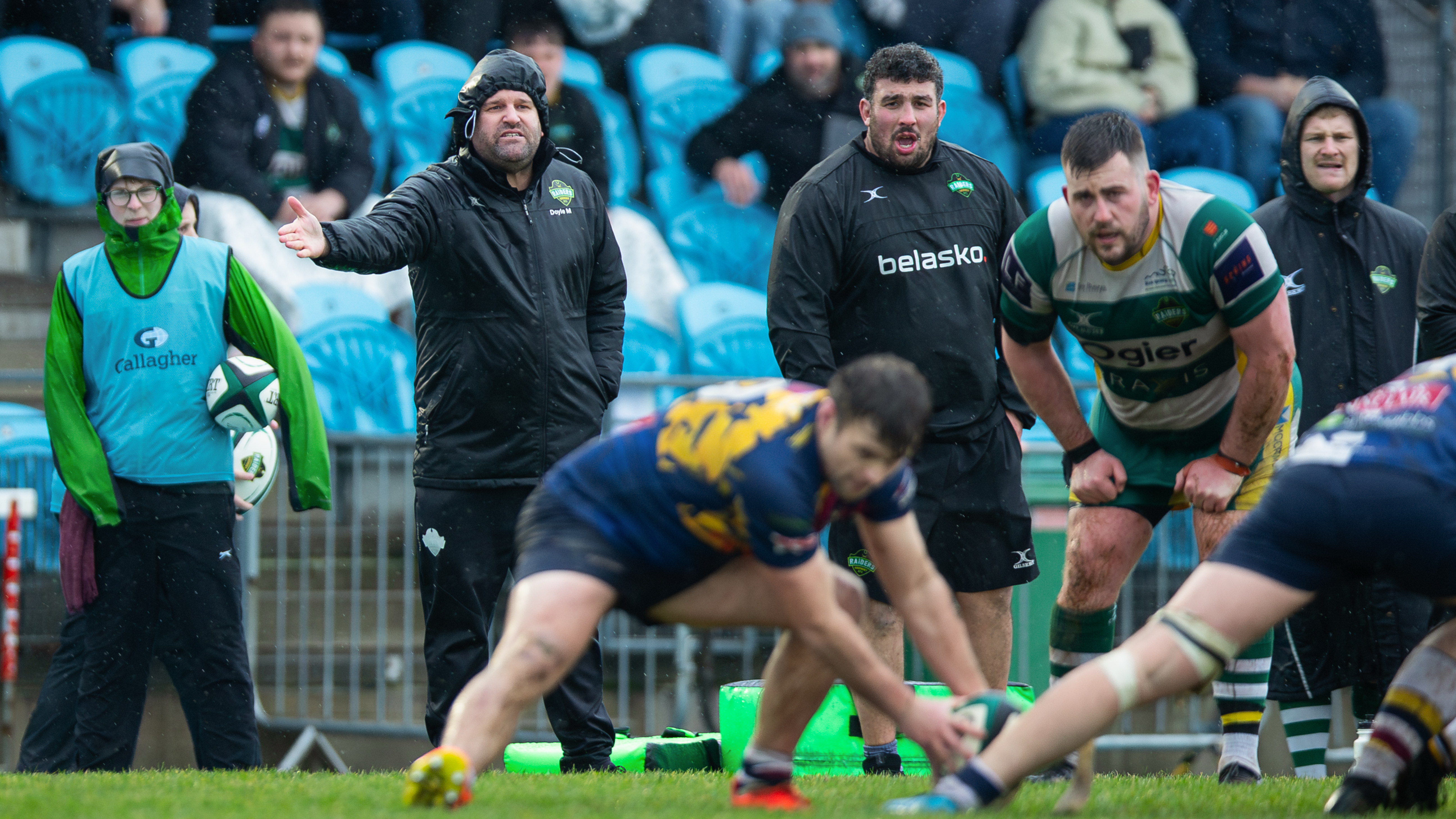 Ex-England star in opposing dugout as Raiders head to Esher