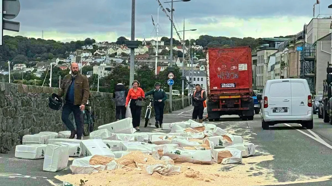 The incident happened at 12.10pm on a Friday in late September as the lorry was going towards Town