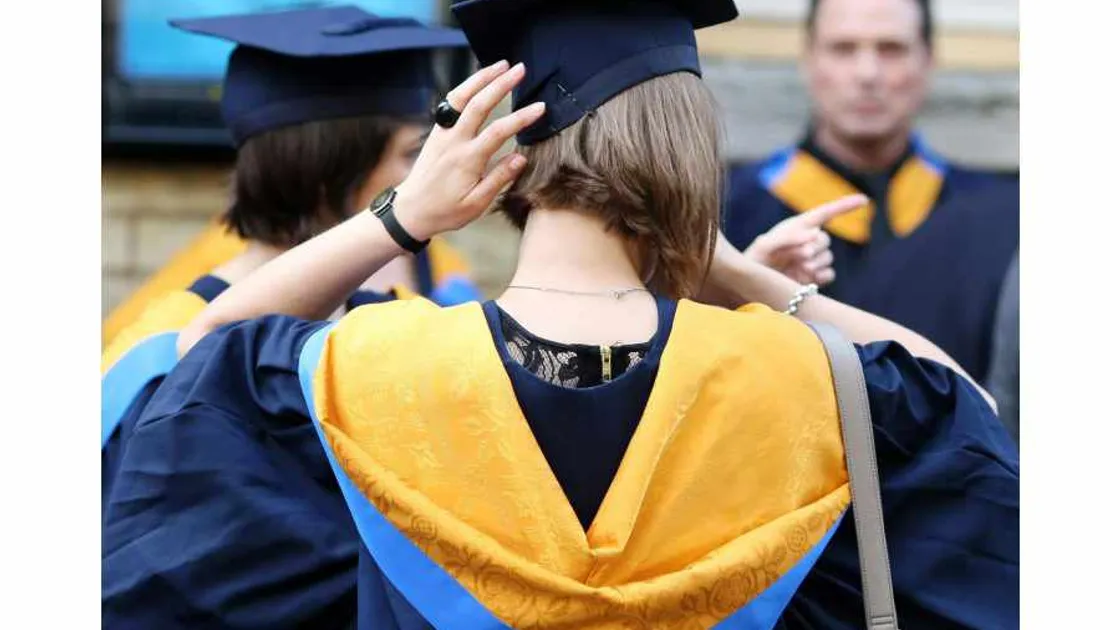 Fall in uni students follows pupil numbers