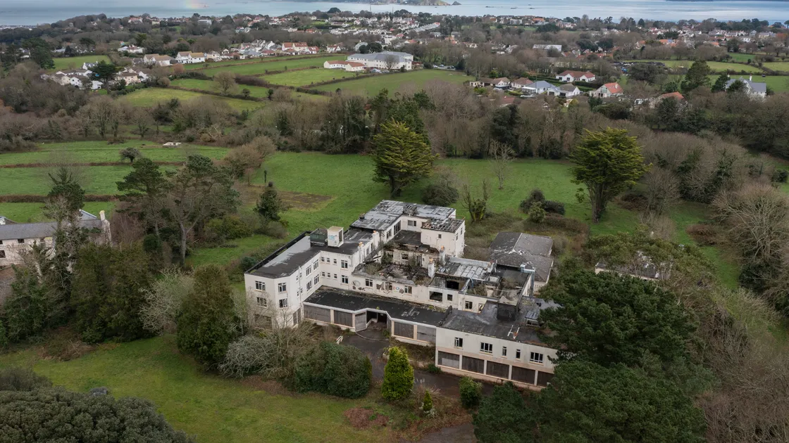 The former St Martin’s Hotel, which was used most recently as a lodging house, could make way for more than 100 homes. (Picture by Peter Frankland, 31700953)