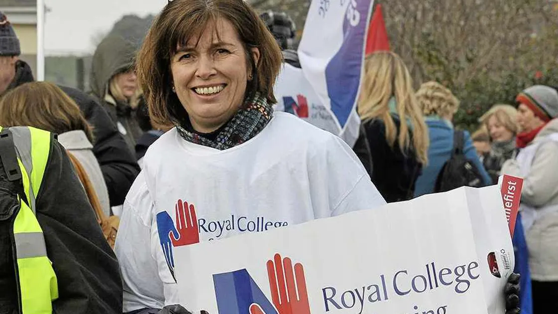 RCN boss calls for States to look into nurses' pay