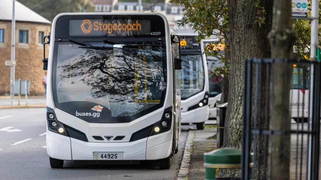 Passengers losing confidence in bus service, says deputy