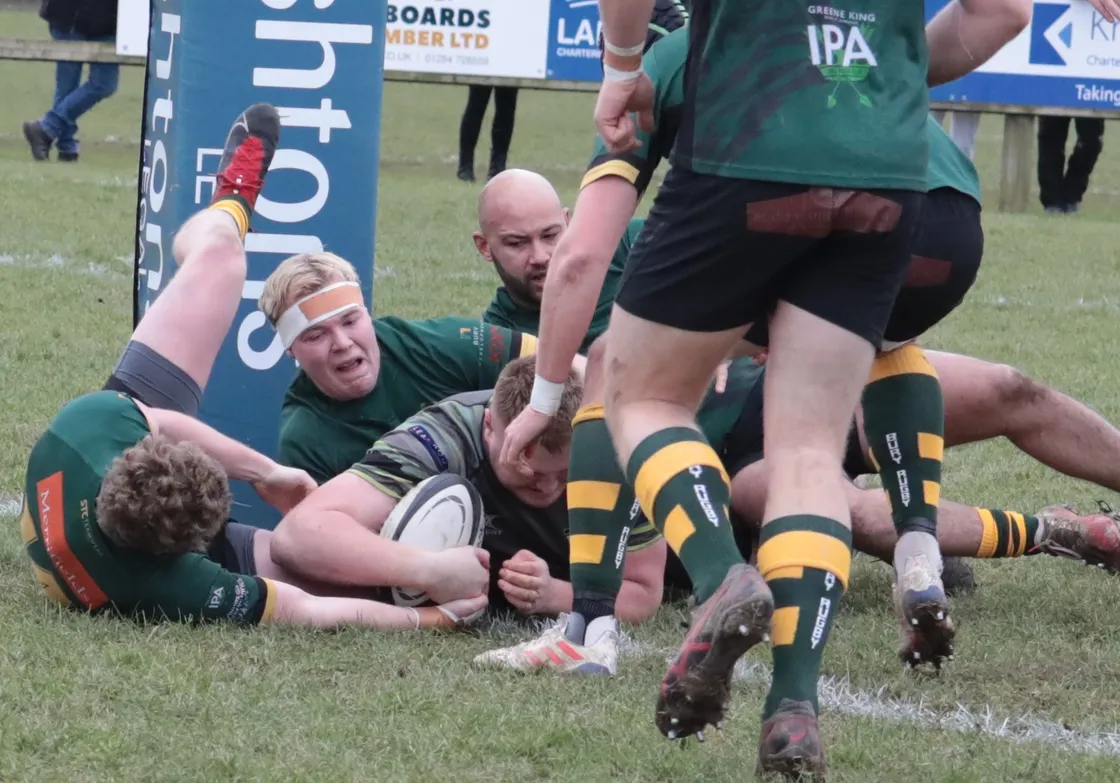 Hugo Culverhouse powers over for his try. (Picture by Mike Marshall, 31776270)