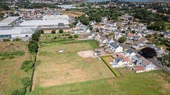 Plans for housing estate at vinery site in the Saltpans