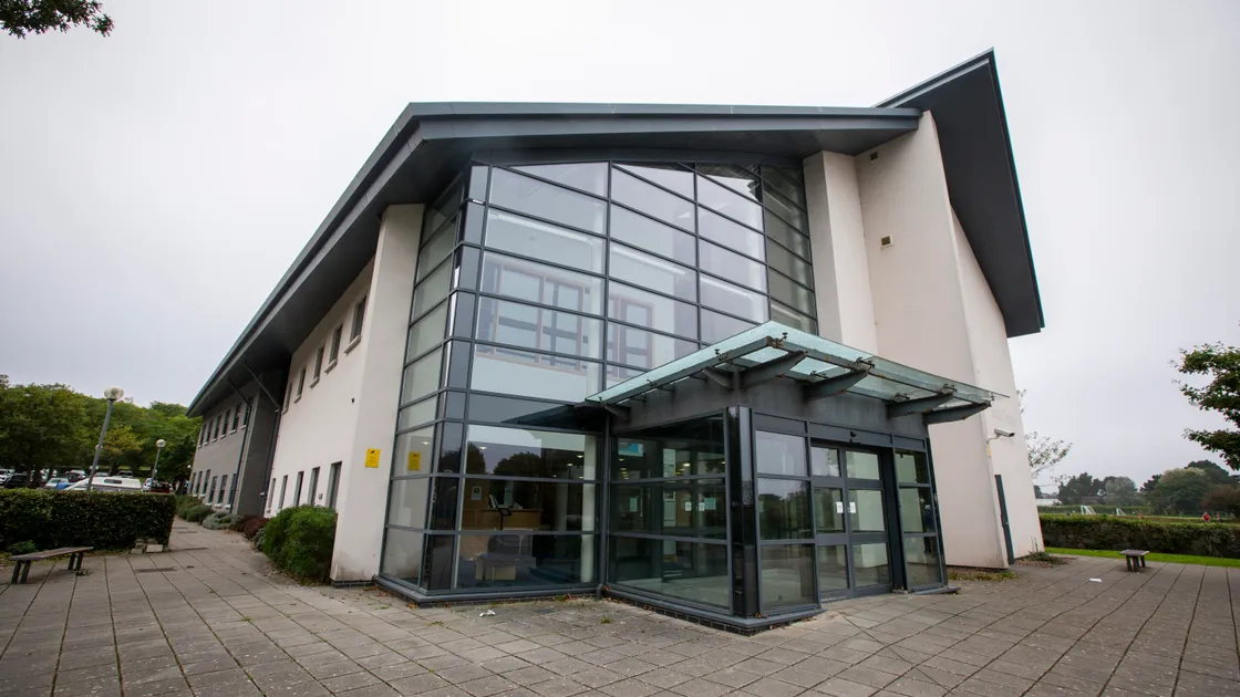 Resuming sixth form studies at Footes Lane House, adjacent to Les Varendes High School, is one of only a few credible options on a lengthy list of potential sites recently presented to ESC.