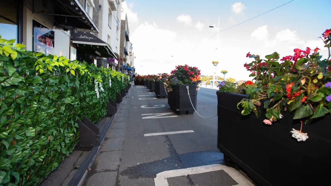 The alfresco dining area and walkway adjustments along the Town seafront are set to be made permanent. (Picture by Peter Frankland, 30056731)