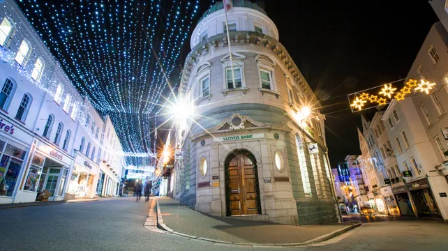 New festive lights committee ready for fundraising 