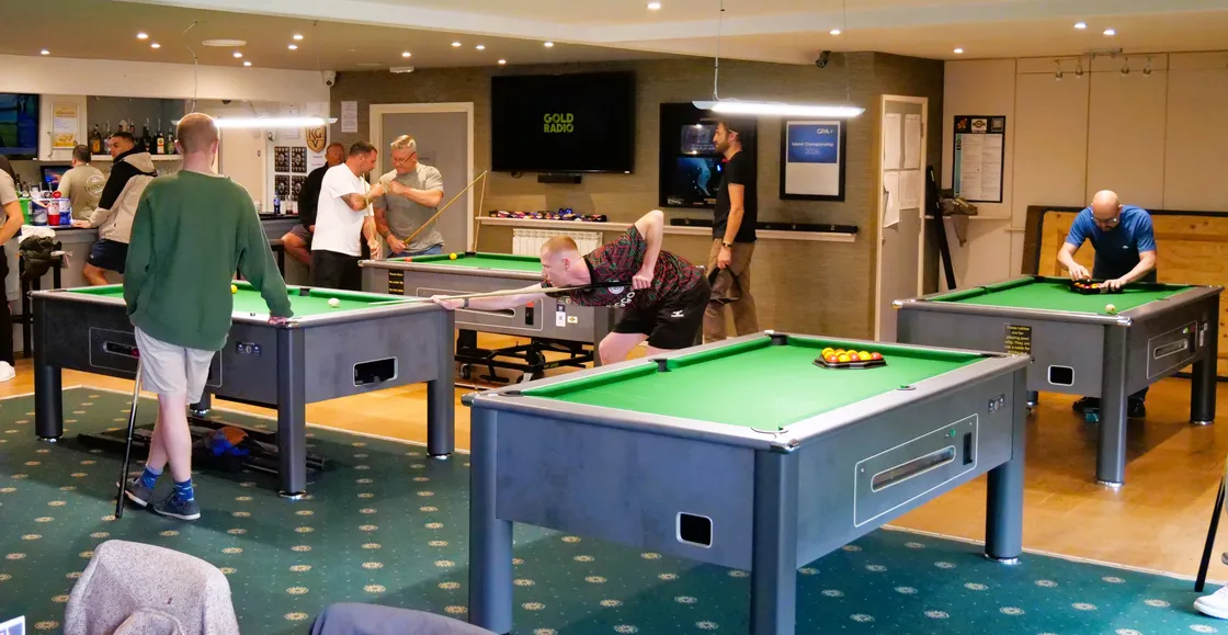 The new champion praised the Guernsey Pool Association for the way they are ‘rebuilding’ the sport locally and for the buzz generated at the KGV over the weekend.