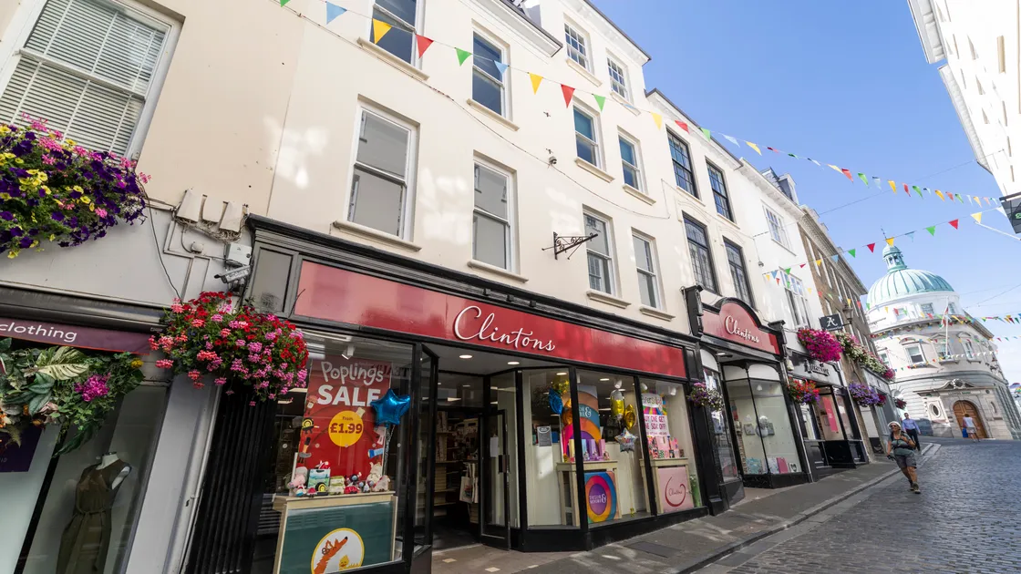Kirkwood Properties have developed five new flats above Clintons in the High Street.