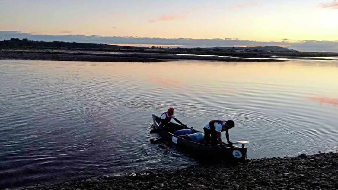Kayak duo set new record for Spey paddle