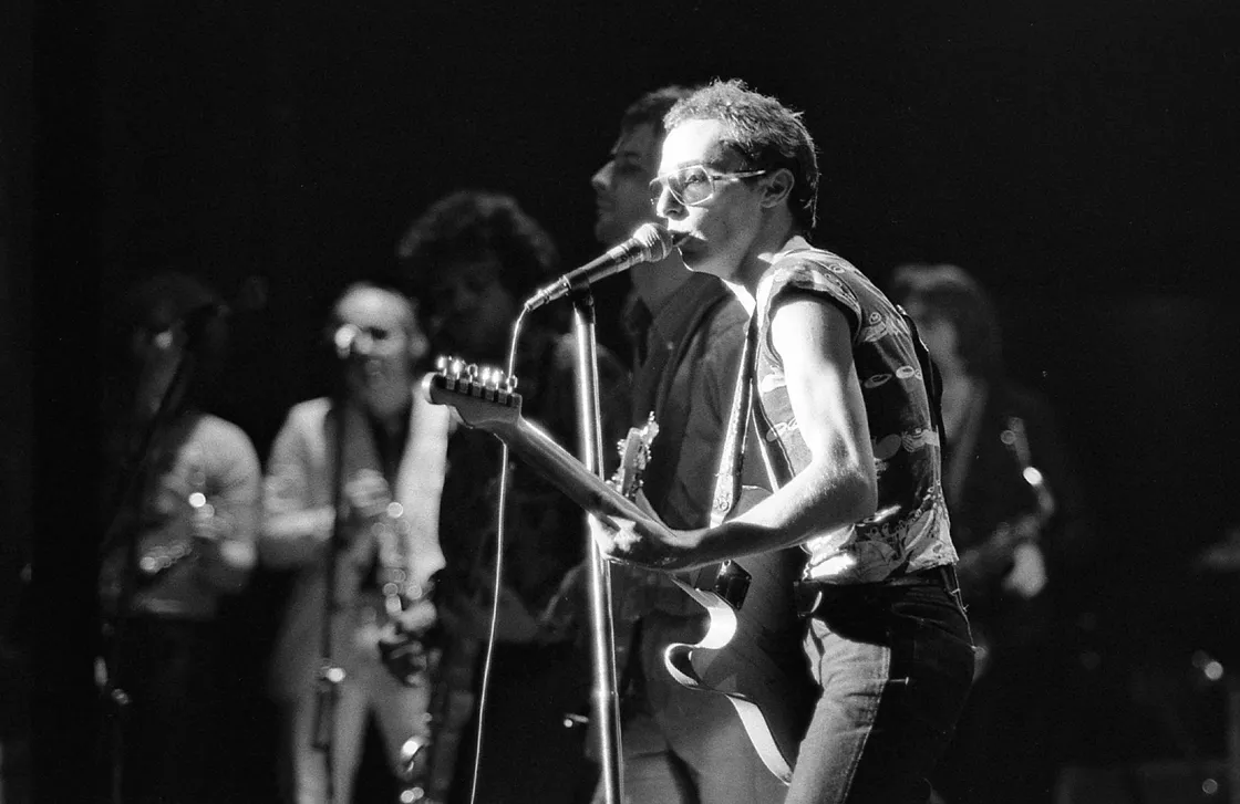 Parker performing at the Warner Theatre in Washington DC, October 16, 1977, shortly after his career began