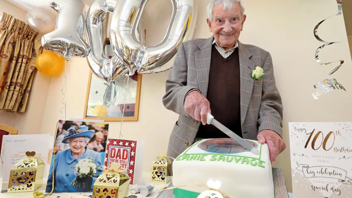 Ernie Sauvage celebrates his 100th birthday at Gardenia Lodge Care Home.     (Picture by Steve Sarre, 22018905)