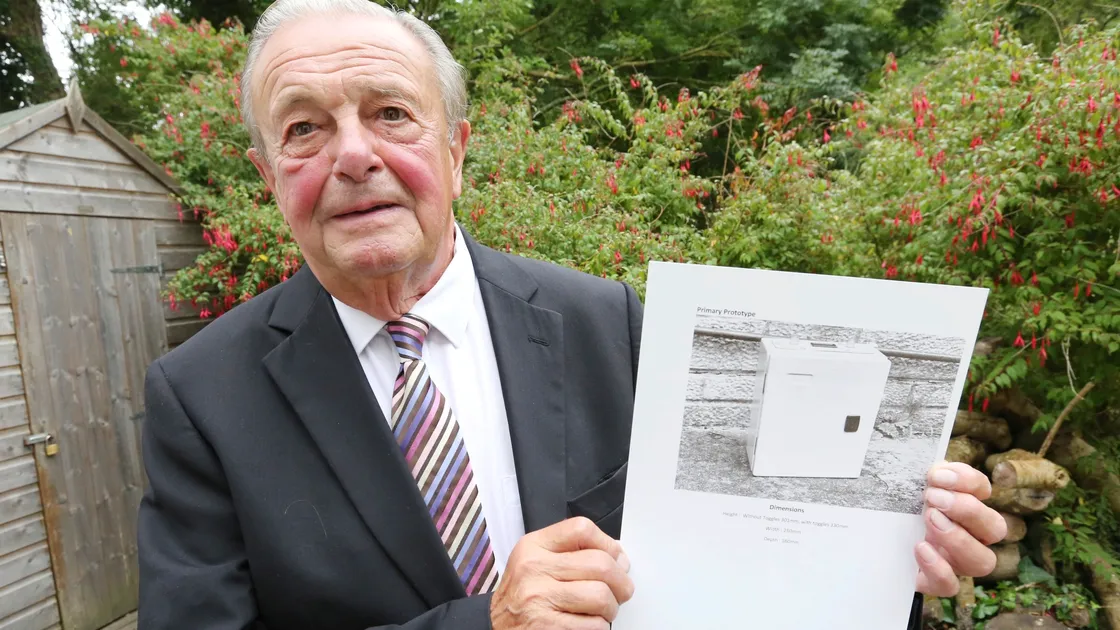 Len Tostevin, commercial director of Professional Robotics, the company with the patent for the device.  (Picture by Adrian Miller, 4031572)