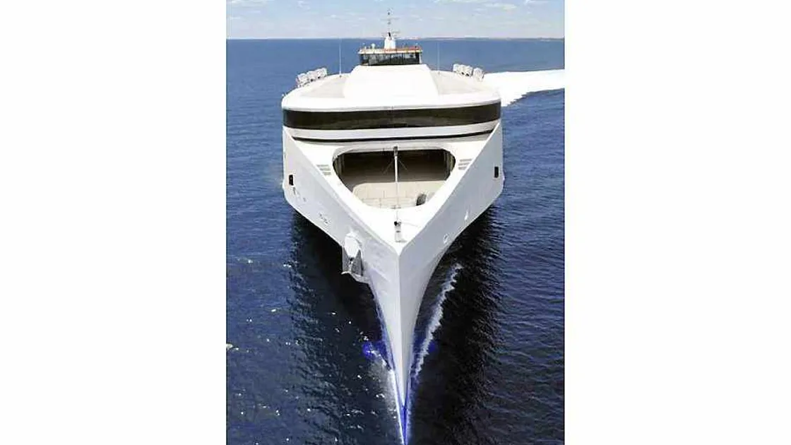 Condor deal 'must be in place by month end'