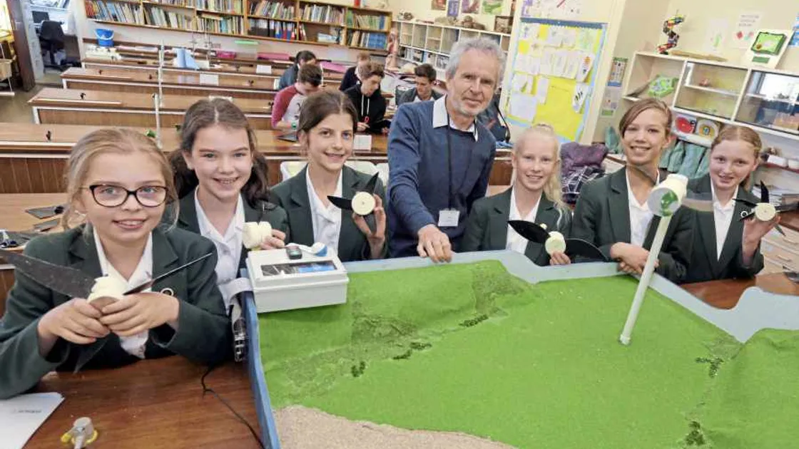 Professor says Guernsey suits wind power better than Jersey