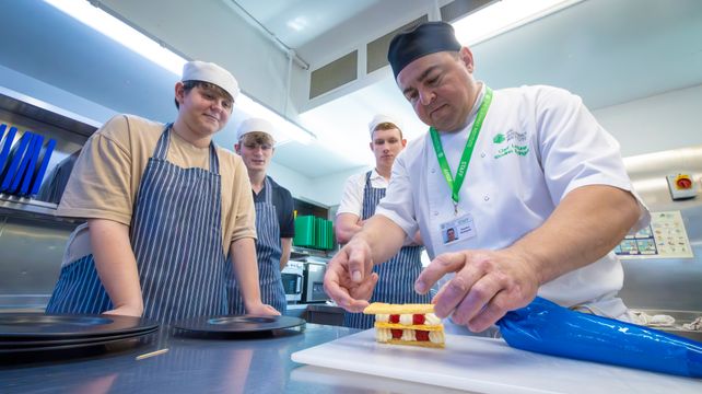 The heat is on at Guernsey Institute’s Kitchen Challenge