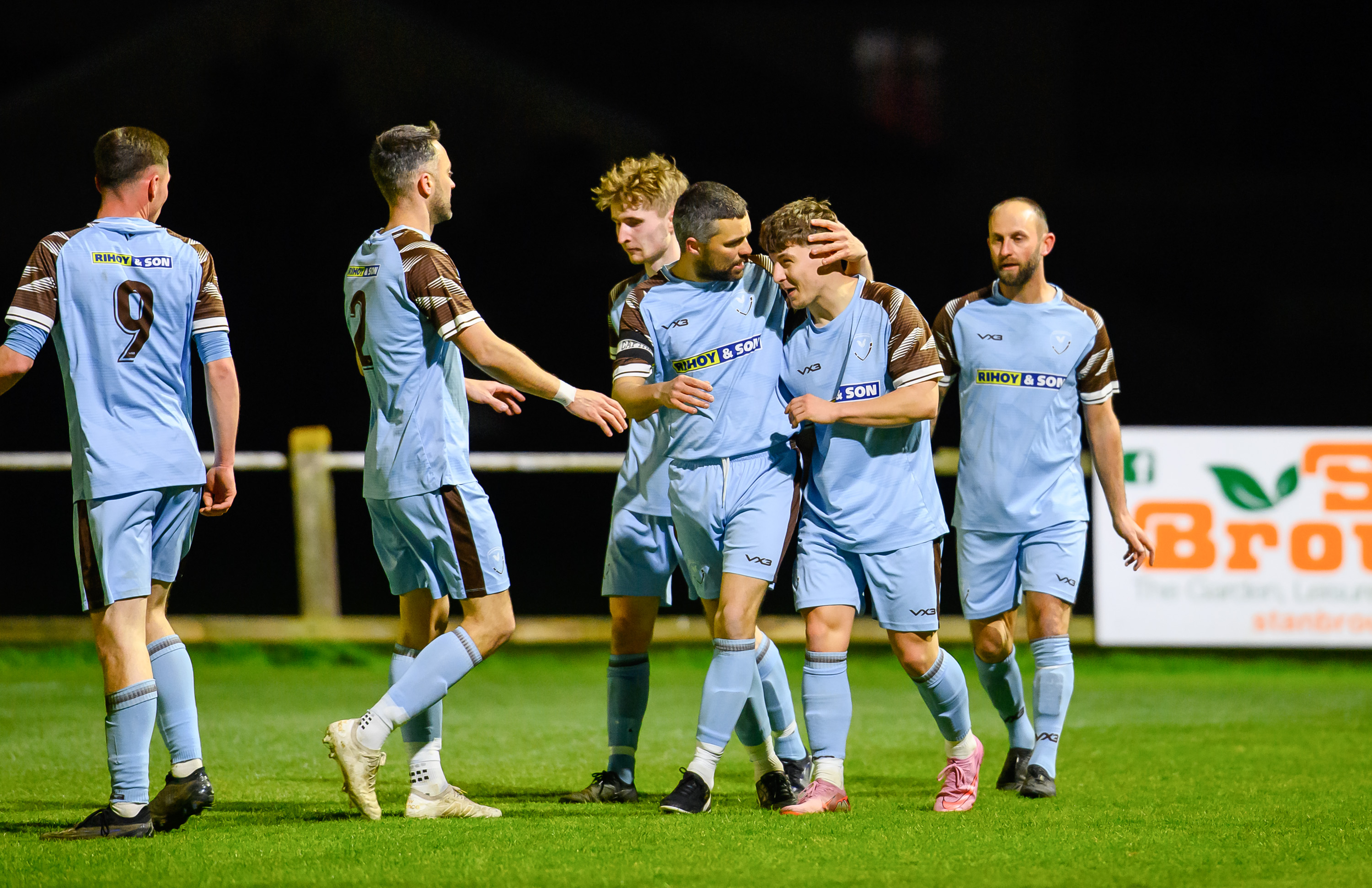 North back in the driving seat in title race