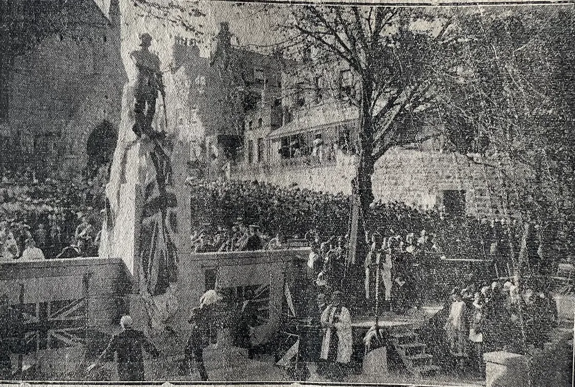 Packing them in: The scene from the official unveiling, 100 years ago this month.