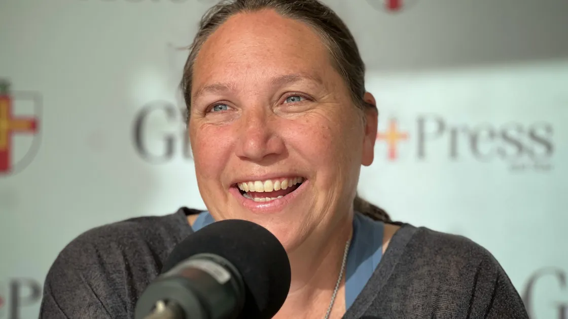 Top-player-turned-coach 
Liz Taylor-Kerr. (32584979)