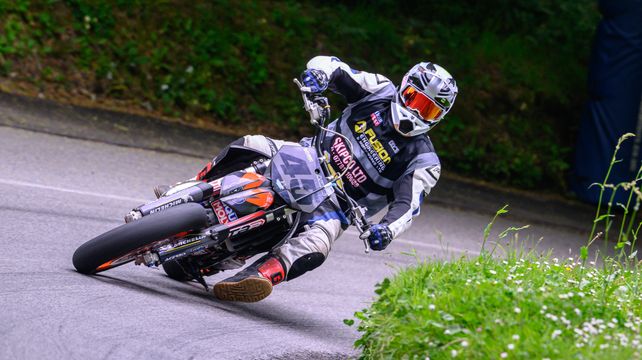 ‘Ecstatic’ Gregg breaks 125s hill climb record