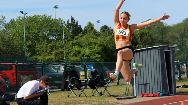 Mella signs off for the season with a new Island record