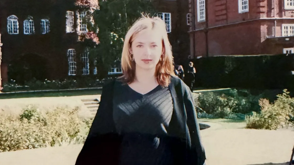 Michelle studied medicine at Cambridge, followed by three years of clinical study at King’s College London Medical School