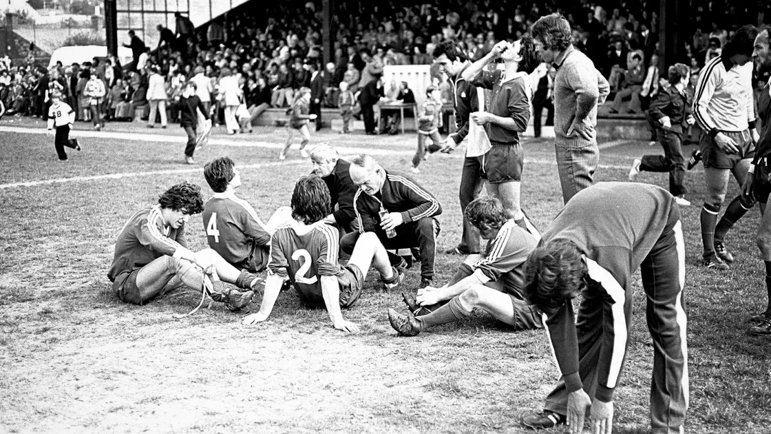 As the new Island coach Jim moves around his fatigued team before extra-time at Springfield in 1980. A Willie Kennedy goal would ultimately win it for the Sarnians