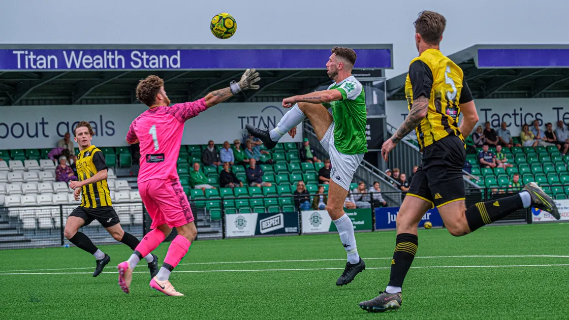 Sam Murray scored the winner on his 100th appearance for the Green Lions.