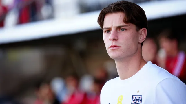 Scott out of England squad and facing injury layoff