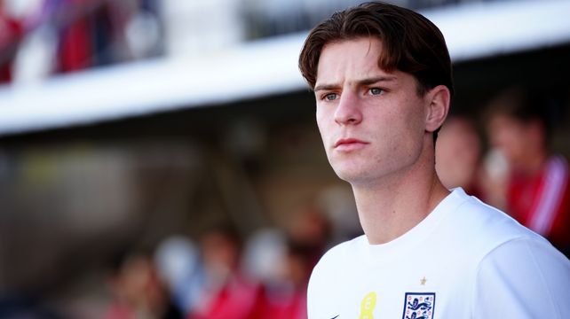 Scott out of England squad and facing injury layoff