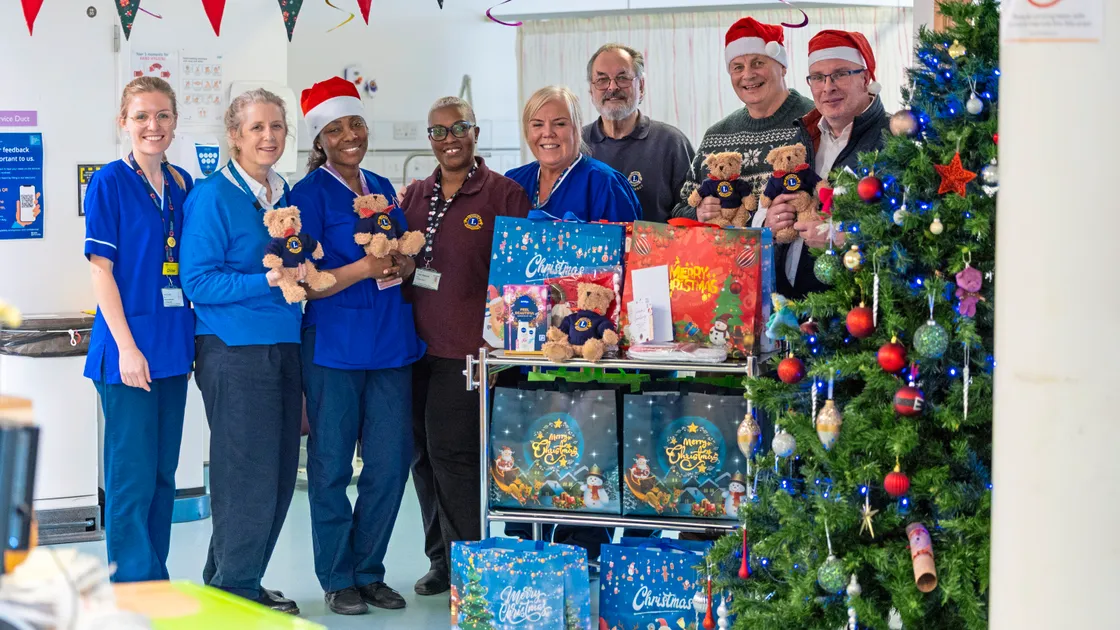 Left to right: Chloe Langlois, Shelley Blake, Pam Bischof, Denise Bennett, Louise Kilgour, Tony Corbin, Robert Holder and John McLoughlin