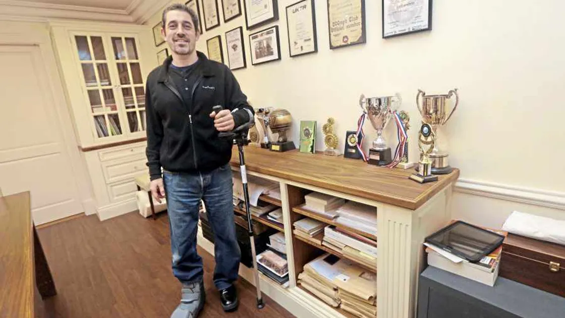 220mph-crash man Zef to swap wheels for wellbeing enterprise