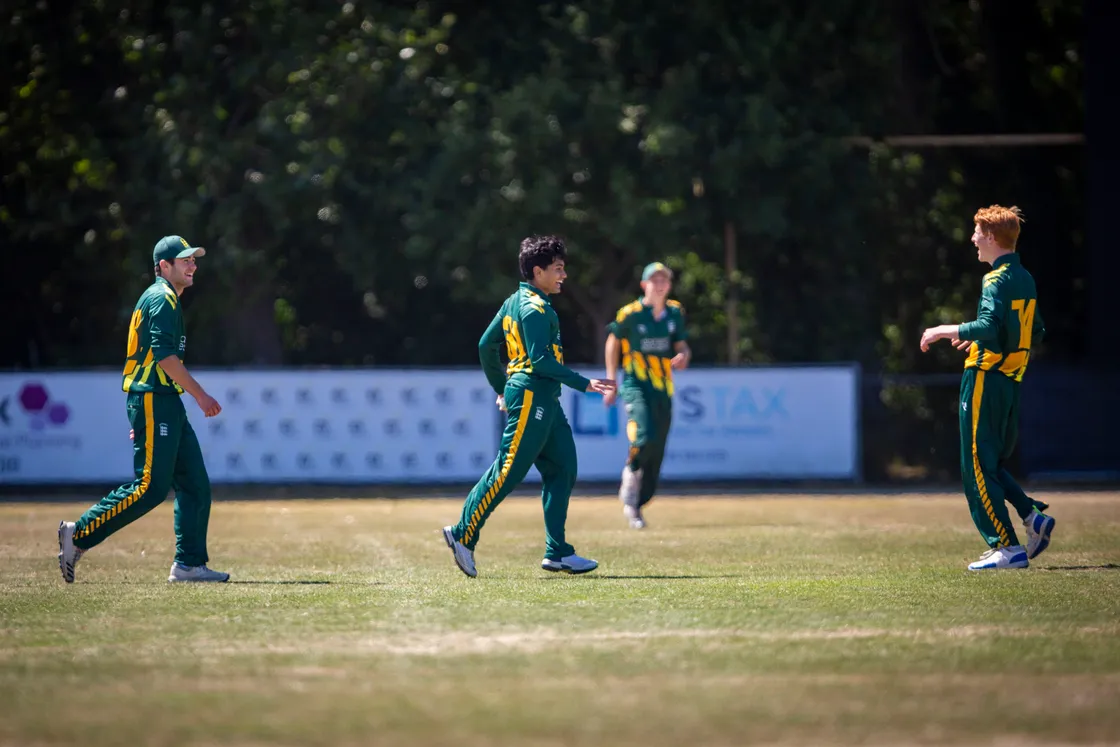 Smiles all around after Marcus Thomas (centre) takes a stunning one-handed catch. (Picture by Sophie Rabey, 31118995)