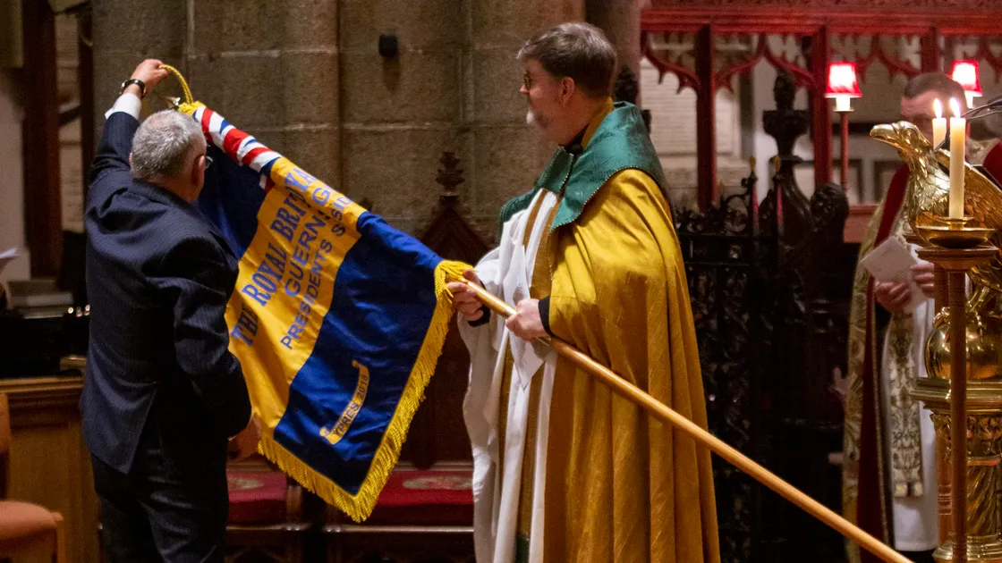 Royal British Legion president Bob Place with the Dean of Guernsey, the Very Rev. Tim Barker.  (31378027)
