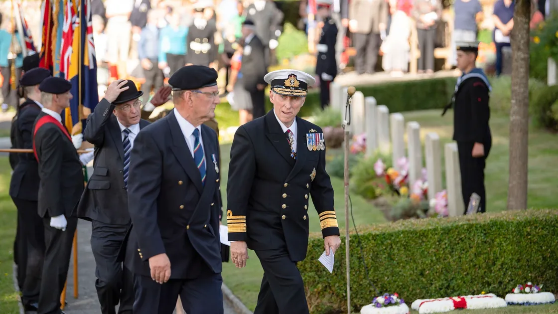 Lt-Governoe Vice Admiral Sir Ian Corder talks to Captain Ian Brouard, vice-president of the Guernsey Association of Royal Navy and Royal Marines, after laying a wreath.