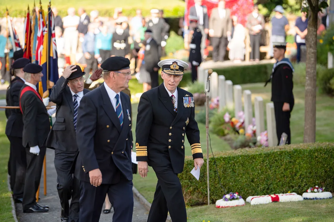 Lt-Governoe Vice Admiral Sir Ian Corder talks to Captain Ian Brouard, vice-president of the Guernsey Association of Royal Navy and Royal Marines, after laying a wreath.