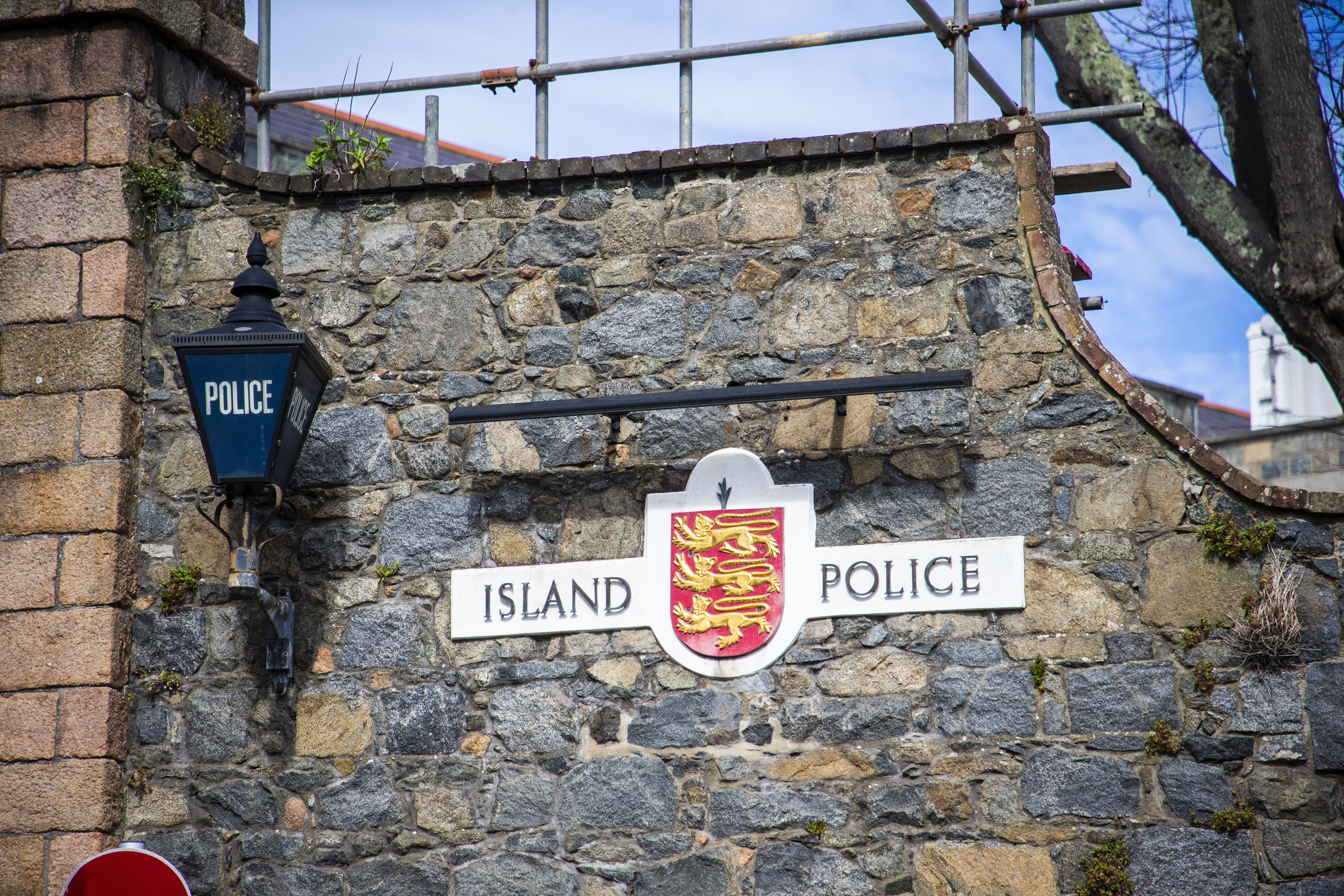 Deputy urges Home to dismiss policeman