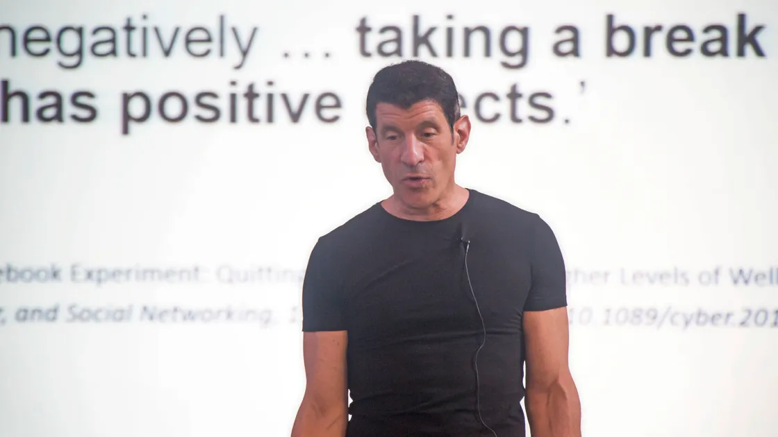 Dr Aric Sigman talking to students from Elizabeth and Ladies’ College yesterday about the problem of young people having too much screen time.                                                            (Picture by Steve Sarre, 21237179)