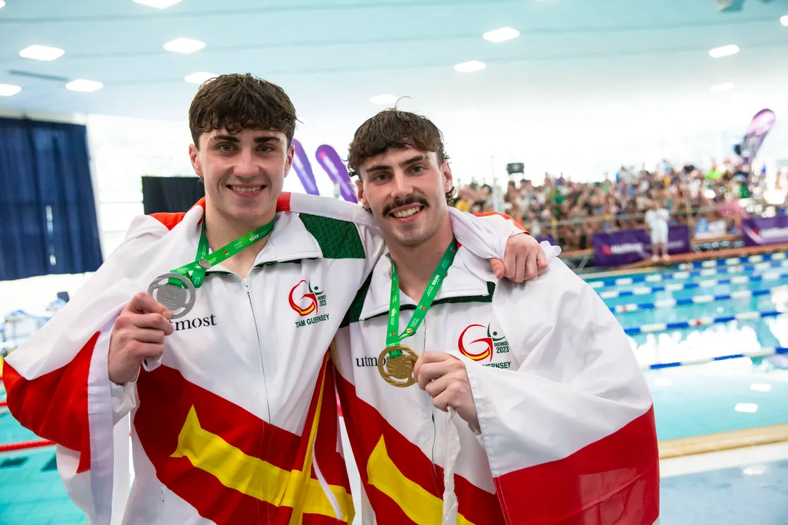 The brothers won eight medals each in the pool at Guernsey 2023. (Picture By Peter Frankland, 34053958)
