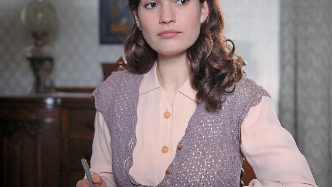 The Guernsey Literary and Potato Peel Pie Society, starring Lily James in the main role of Juliet Ashton, recorded £968,681 of sales over the weekend in UK cinemas.                                                                       (PA Photo/StudioCanal/Kerry Brown)