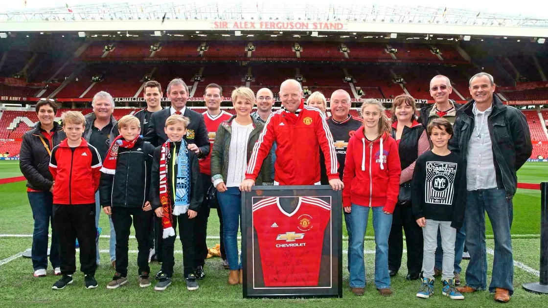 The supporters’ club was invited to Old Trafford to celebrate its 30th anniversary in 2015