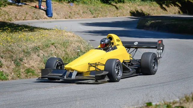 Rayson rewrites women’s Le Val des Terres record