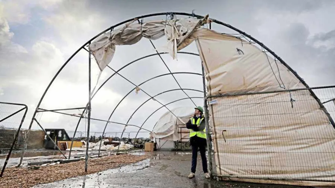 Little overnight damage as fresh gale lashes island