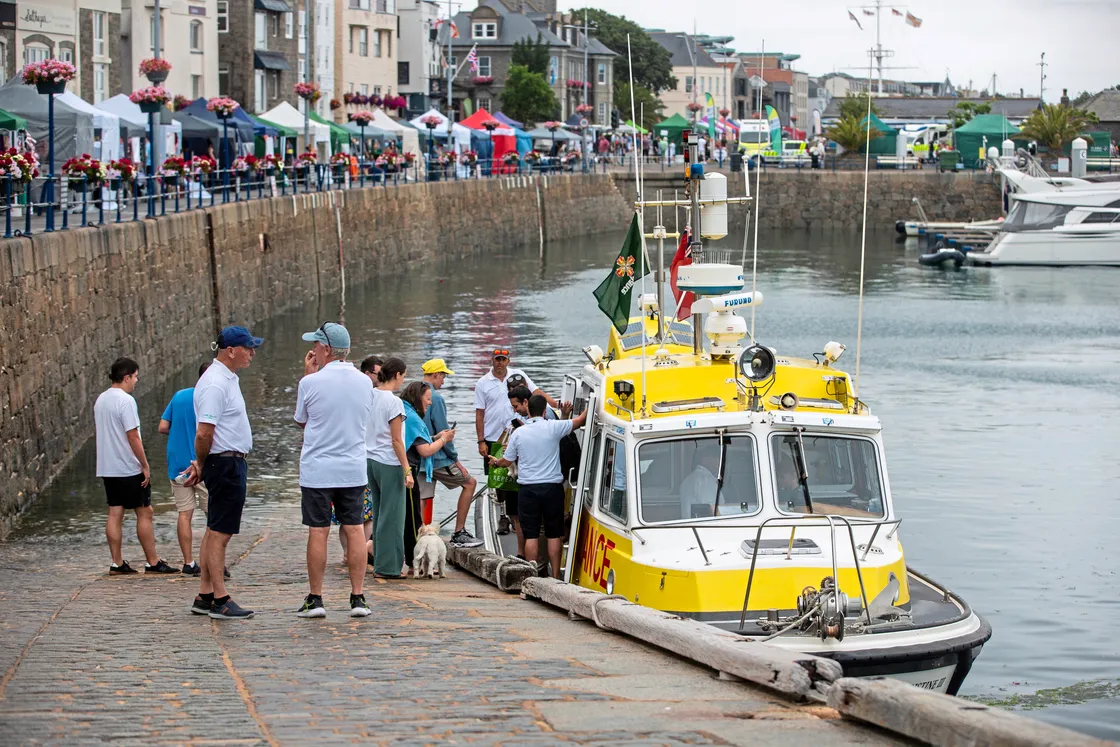 The queue to look around the Flying Christine.. (33377997)