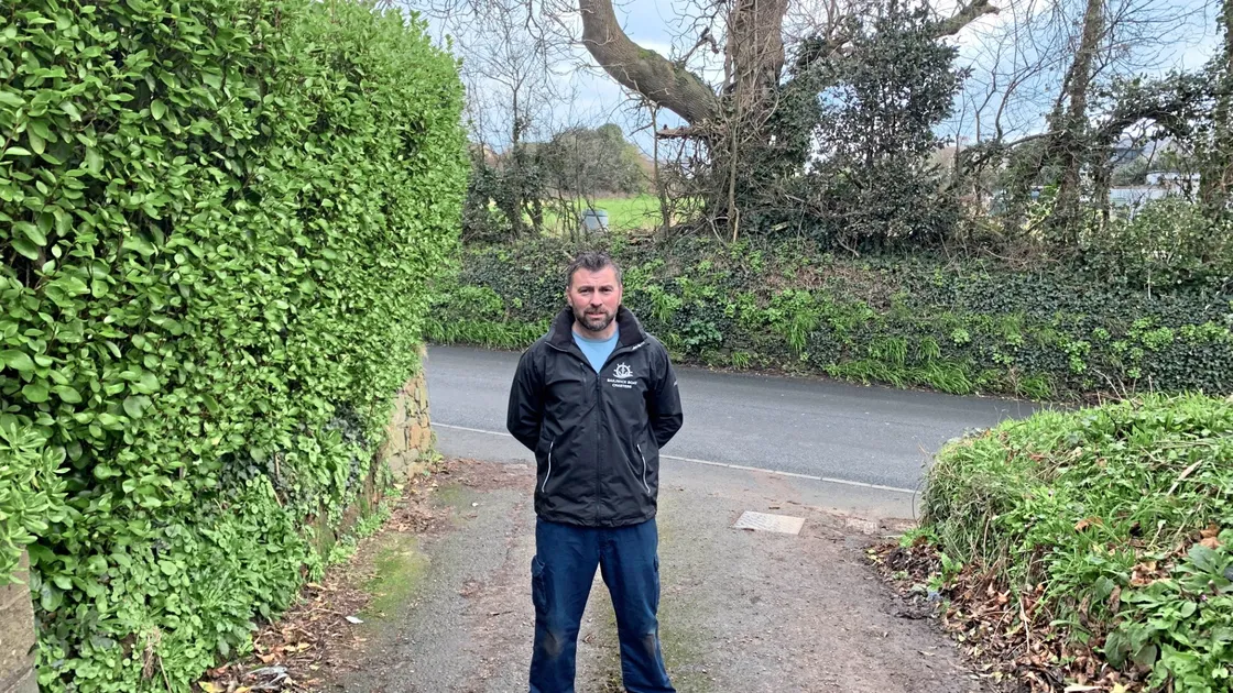 St Martin’s resident Andy Carre lives near Le Penage, which is situated along Rue des Caches, opposite Les Caches Business Park, and has been earmarked as a potential site for affordable housing under the recently-amended Island Development Plan. Mr Carre welcomed the proposals, saying the site has been largely unused for a long time. (34015064)